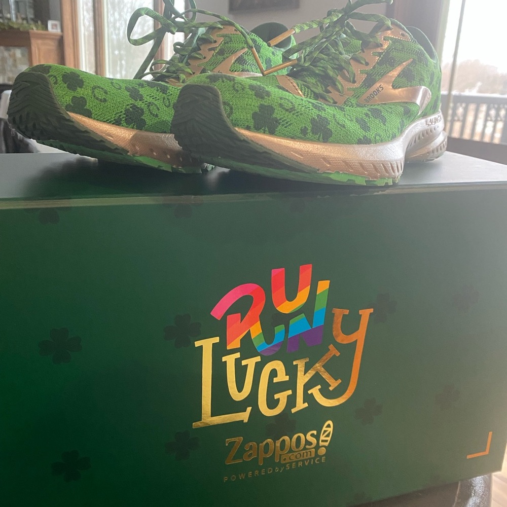 Brooks Launch 6 Shamrock / St Patrick’s Day tennis shoes